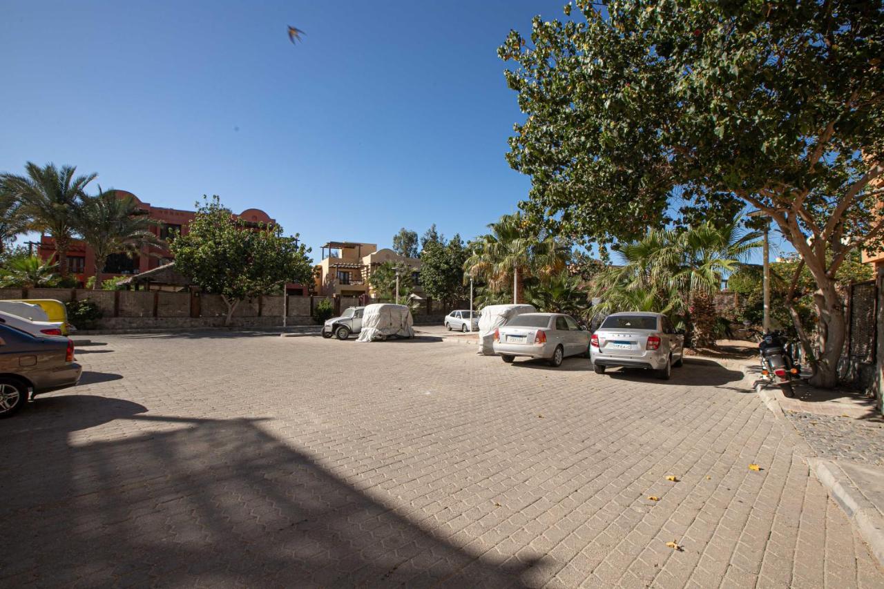 2 Bedroom Condo, With Pool, And Beach & Lagoon Access Hurghada Exterior photo